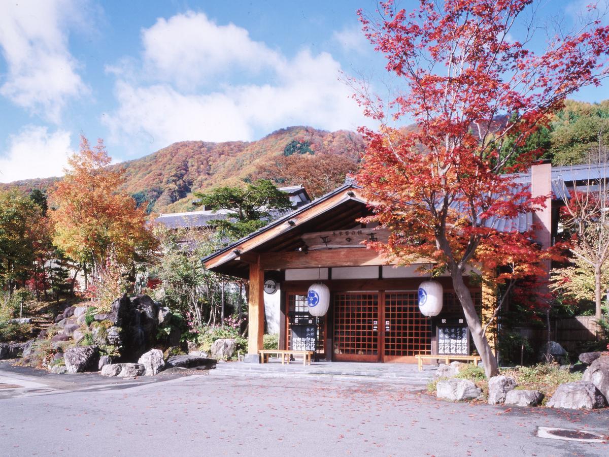 ホテル 湯西川温泉  上屋敷 平の高房 日光市 エクステリア 写真